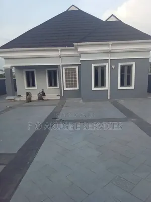 Paint Production and Wall Screeding
