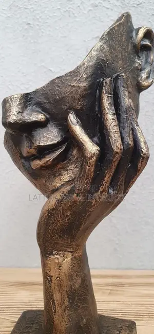 Art Works , (Sculpture )