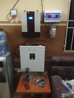 5kva 24v or 48v, 4 Batteries and 8 Panels
