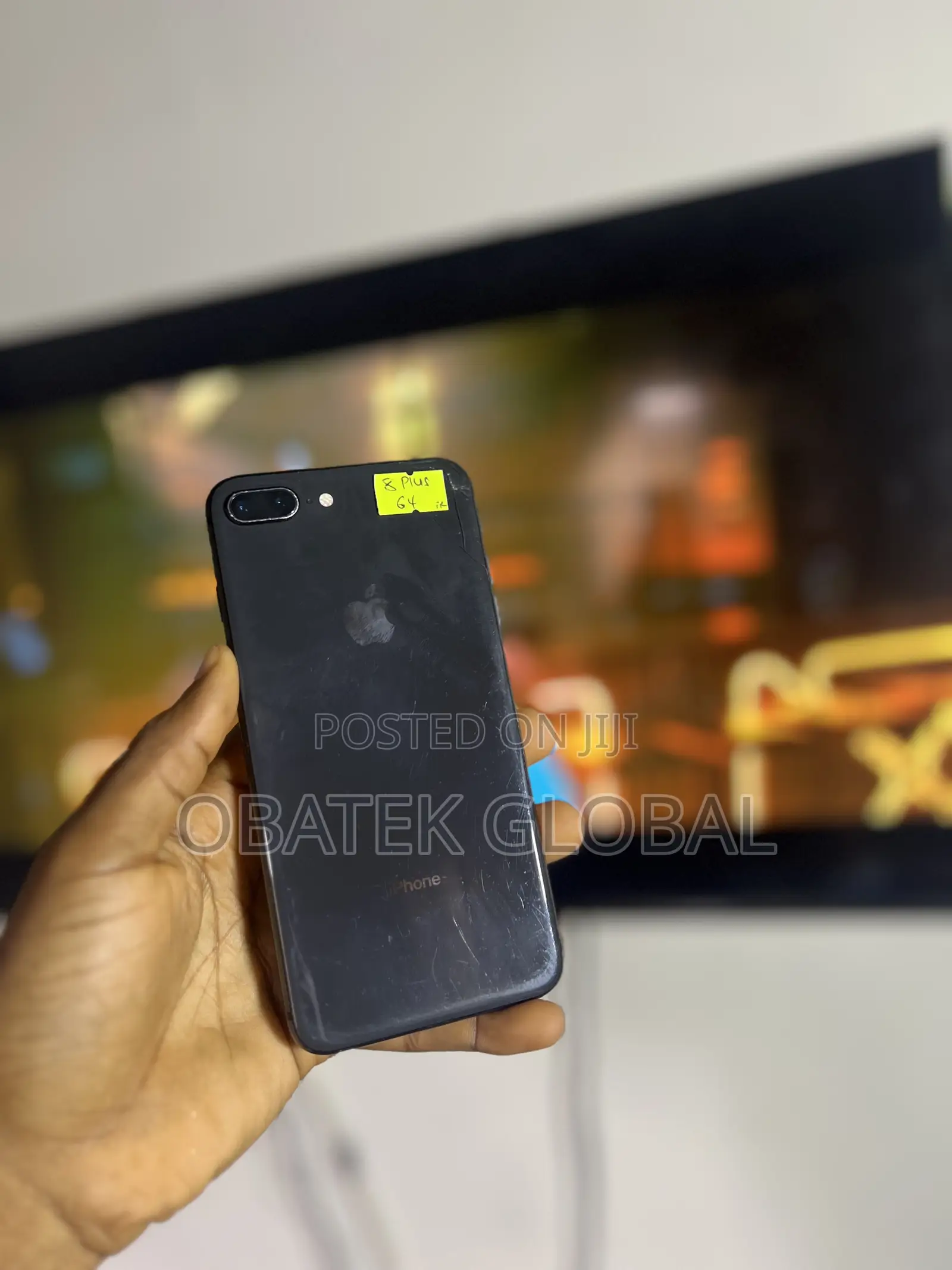 Apple iPhone 8 Plus 64 GB Black