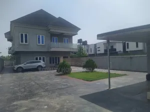 5bdrm Duplex in An Estate In Opic, Isheri North for sale