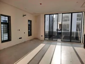 4bdrm Duplex in Ikeja Gra for rent