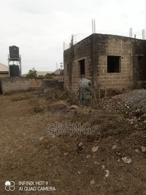 Uncompleted Building 2 Flats With 2 Bedrooms