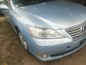 Lexus ES 350 2010 Green