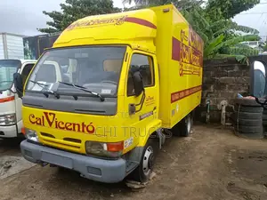 Nissan Cabstar Container Truck