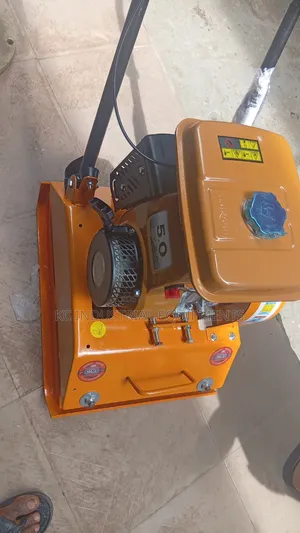 C90 Compactor Machine Fuji Robin