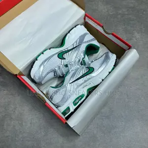 Nike Air Max Moto White Sneakers