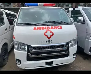 Toyota HiAce 2013 White