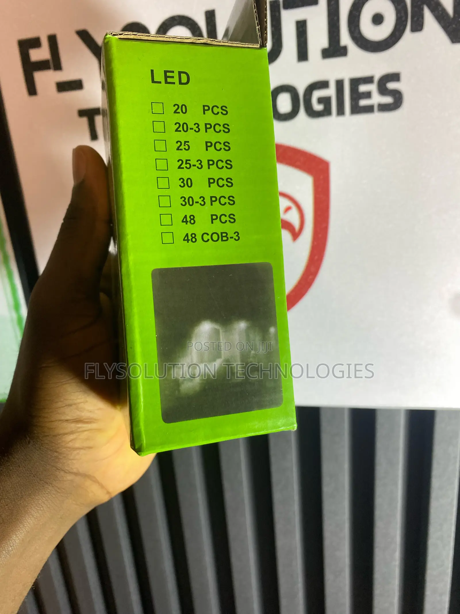 Solar Powered Pir Motion Sensor Led Wall Light