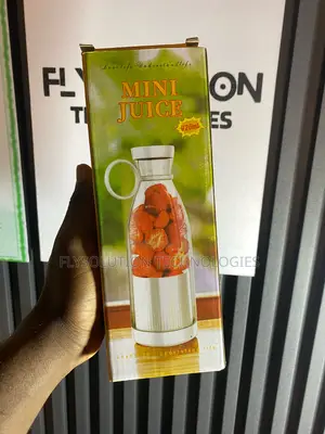 Portable Mini Rechargeable Smoothie Juice Blender