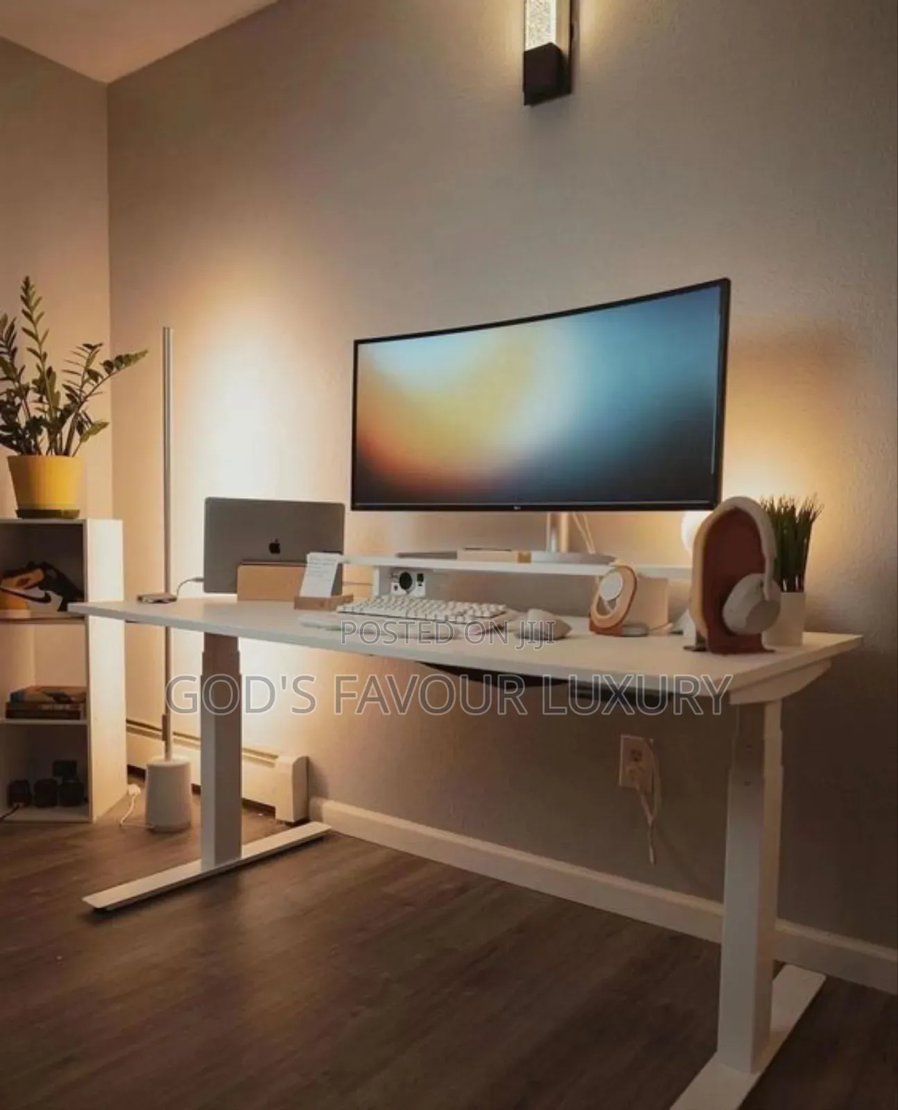 Height Adjustable Mobile Desk.