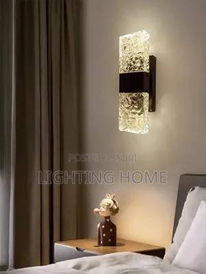 Black Body Wall Bracket Light
