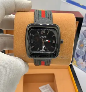 High Quality Luxury Gucci Leather Wristwatch