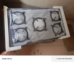 Compact Yet Powerful 5-burner Inbuilt Gas Cooker
