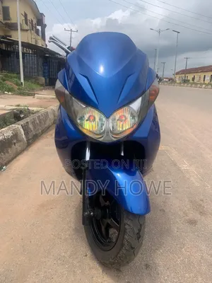 Suzuki Burgman 2015 Blue