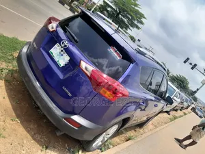 Toyota RAV4 2015 Blue