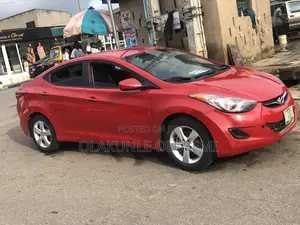 Hyundai Elantra 2013 Red