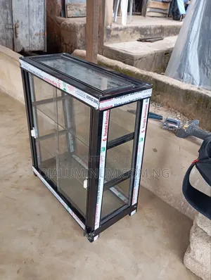 Stylish Aluminium Table Top Show-Glass 2ft by 2ft 1⁄2