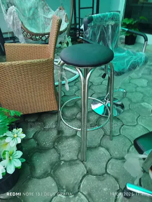 Bar Stool With Leather