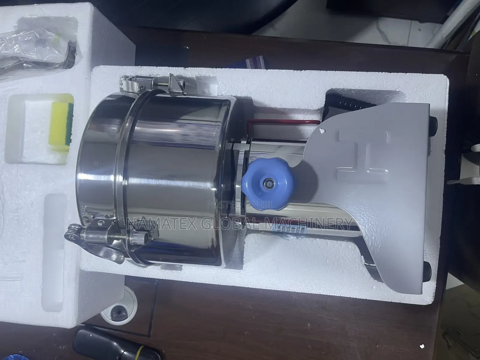 Multifunctional Spice Crusher