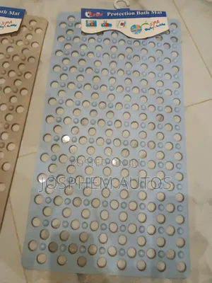 Anti Slip Bathroom Mat Up for Sale at an Affordable Price
