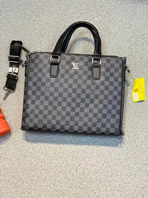 High Quality Luxury Louis Vuitton Laptop Bags
