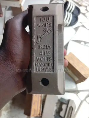 100amps Stanley Fuse and Base