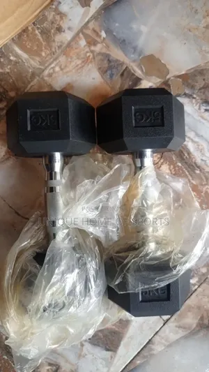 A Pair Of 5kg Hexagon Dumbbell