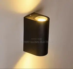 Cast Oudoor Fence Light