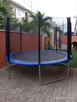 10 Ft Trampoline