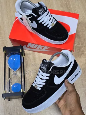 Nike Air Force 1