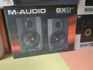 M-Audio Bx8 D2 Studio Monitor