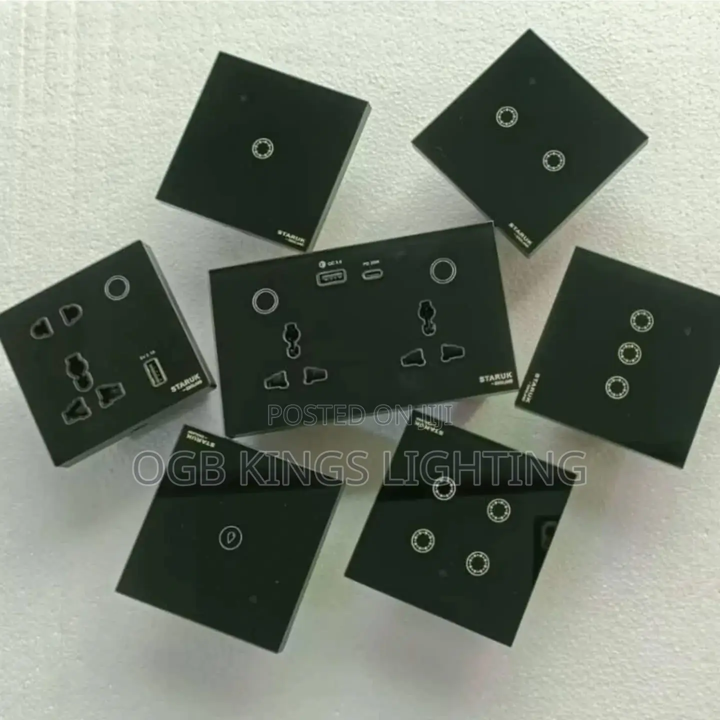 A08f-Eu Uk Us Universal Plug Tuya Smart Socket Switch With Usb