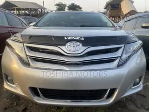 Toyota Venza Limited 4dr Wagon AWD (3.5L 6cyl 6A) 2015 Silver