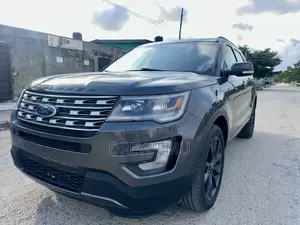 Ford Explorer XLT 4dr 4x4 (2.3L 4cyl 6A) 2017 Gray
