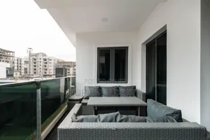 Luxury 2bedroom With Pool, Ps5 and Beautiful Balcony View