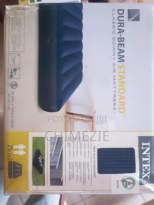 4 by 6 Air Mattress With Manual Pump