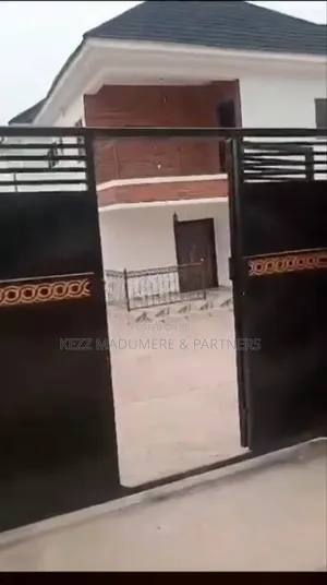 4bdrm Duplex in Winner'S Estate, for sale