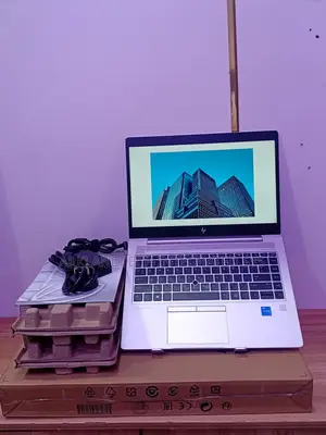 New Laptop HP EliteBook 840 G3 12GB Intel Core i5 SSD 256GB