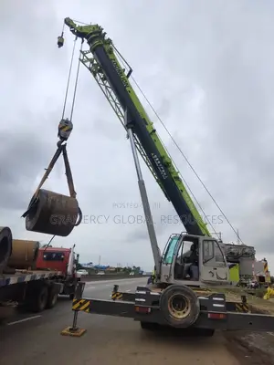 25- 35 Tons Motor Crane for Hire Within Lagos,Ibd Ogun