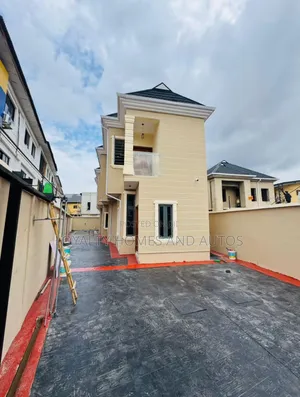 4bdrm Duplex in A Secured Estate At for sale