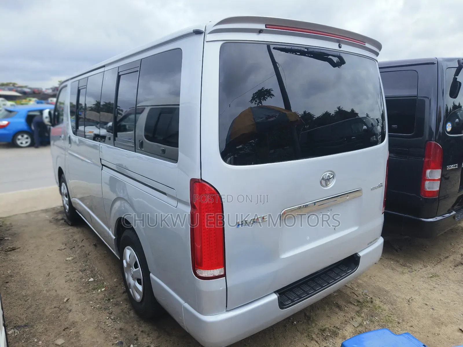Toyota HiAce 2013 Silver