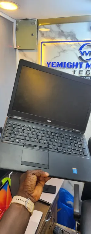 Laptop Dell Latitude 5550 8GB Intel Core I5 SSD 256GB