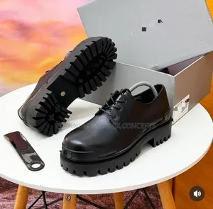 Luxury Balenciaga High Quality Leather Corporate Shoe