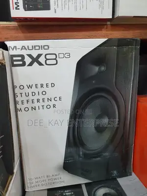 M-Audio Bx8 D3 Studio Monitor