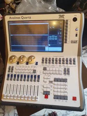 Avolites Quartz Digital Controller