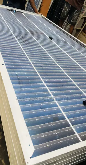 690watts 156cells Original Canadian Biaficial Highvoltage Solar Panels