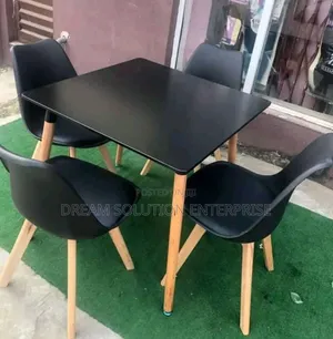 Mini Dinning Set With Wooden Leg