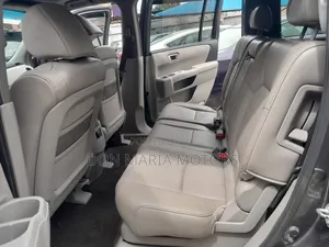 Honda Pilot EX-L 4dr SUV (3.5L 6cyl 5A) 2011 Gray