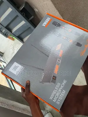 JBL V880 Wireless Microphone System
